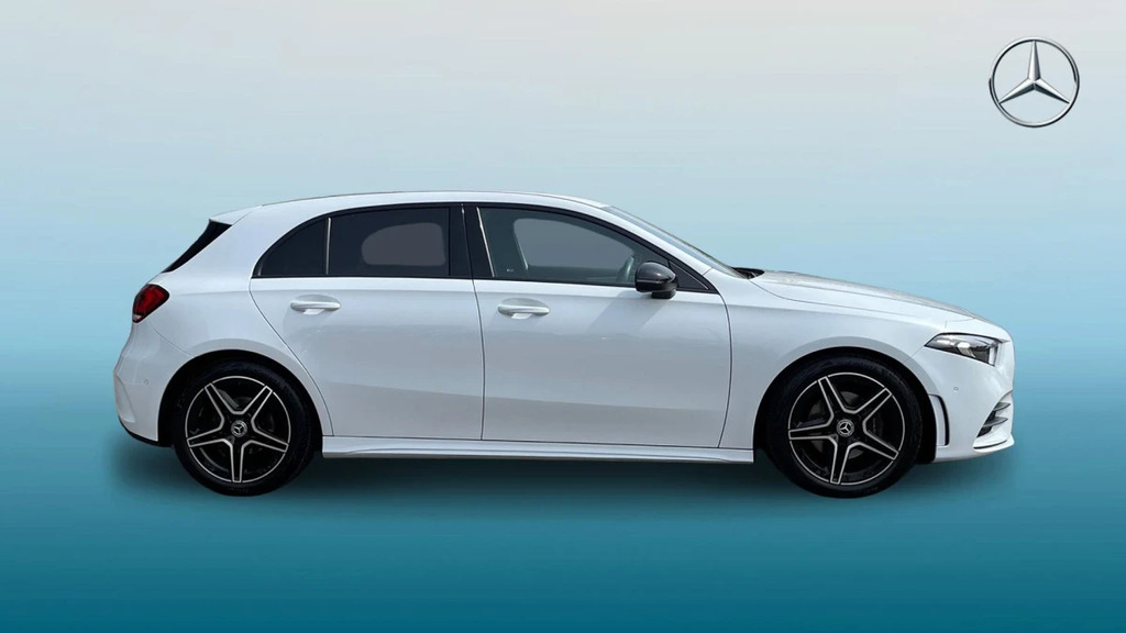 Mercedes-Benz A Class A 180 Amg Line Executive HJ23ZKC White #4