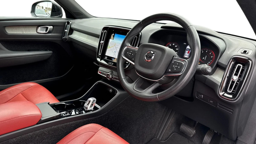Volvo XC40 Xc40 Inscription T3 GY70HMG Black #3
