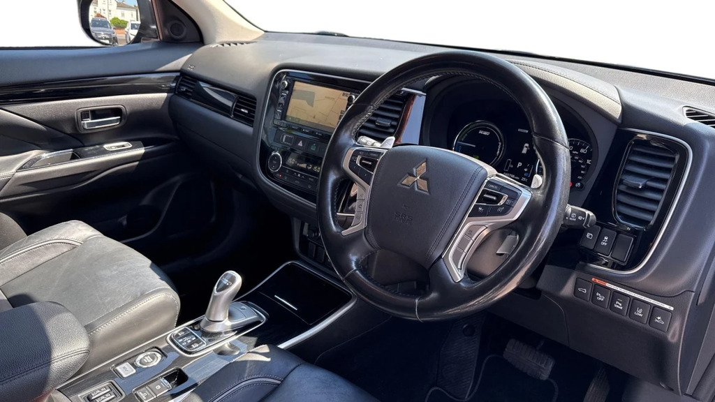 Mitsubishi Outlander Outlander 4Hs Phev Cvt Black #3