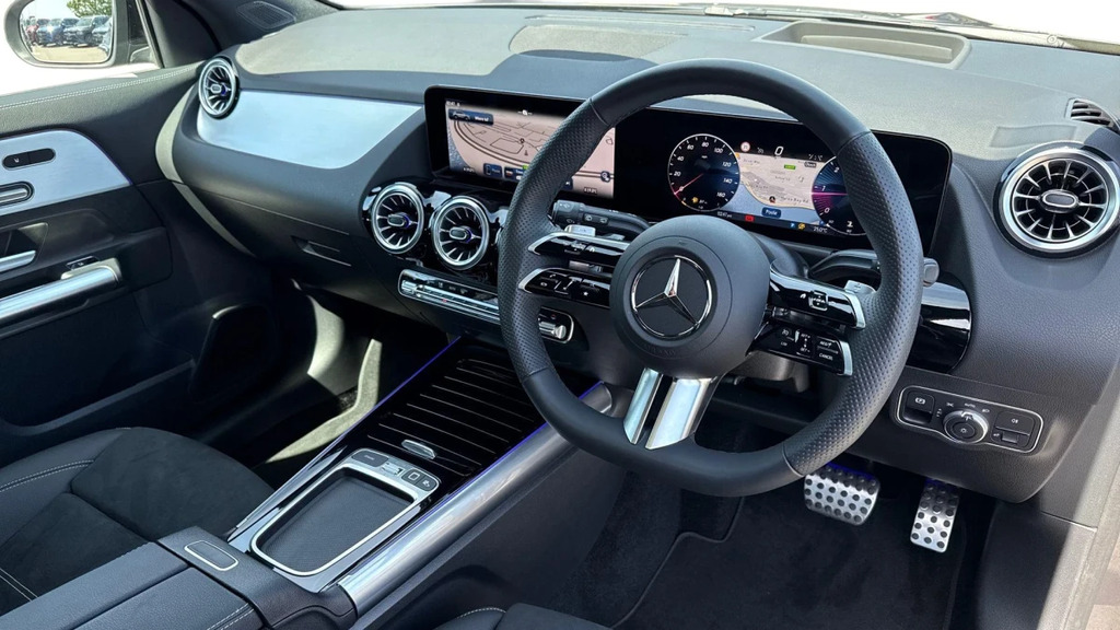 Mercedes-Benz GLA Class Gla 200 Amg Line Premium KS25VKP Grey #3