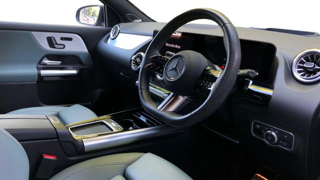 Mercedes-Benz EQA Eqa 250 Amg Line Premium LO74UMU Black #3