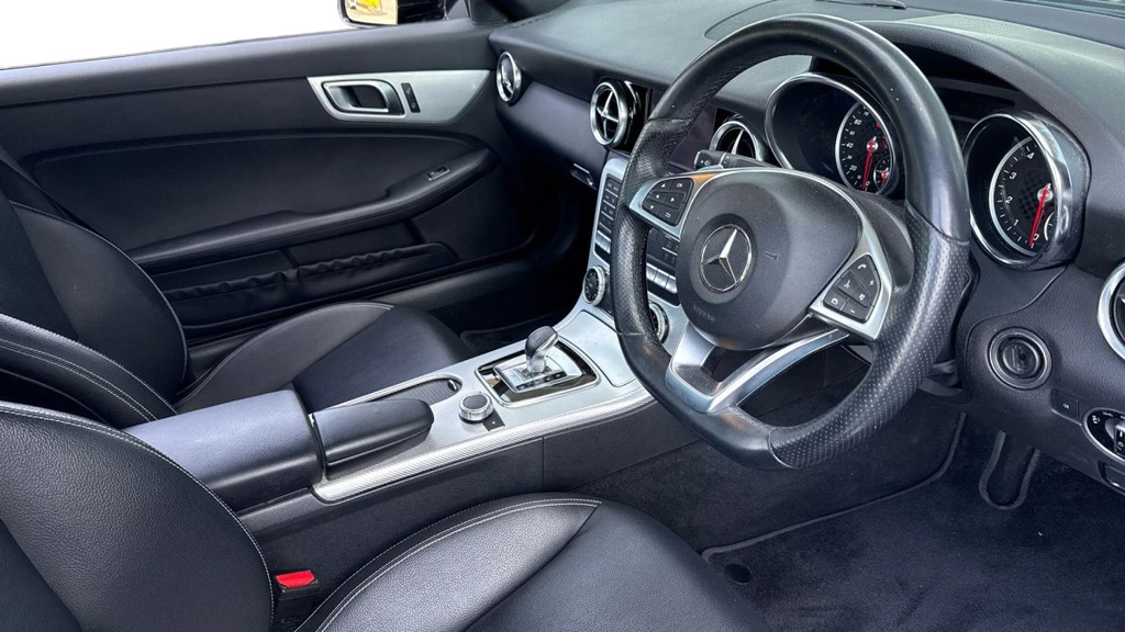Mercedes-Benz SLC Slc 300 Amg Line Black #3