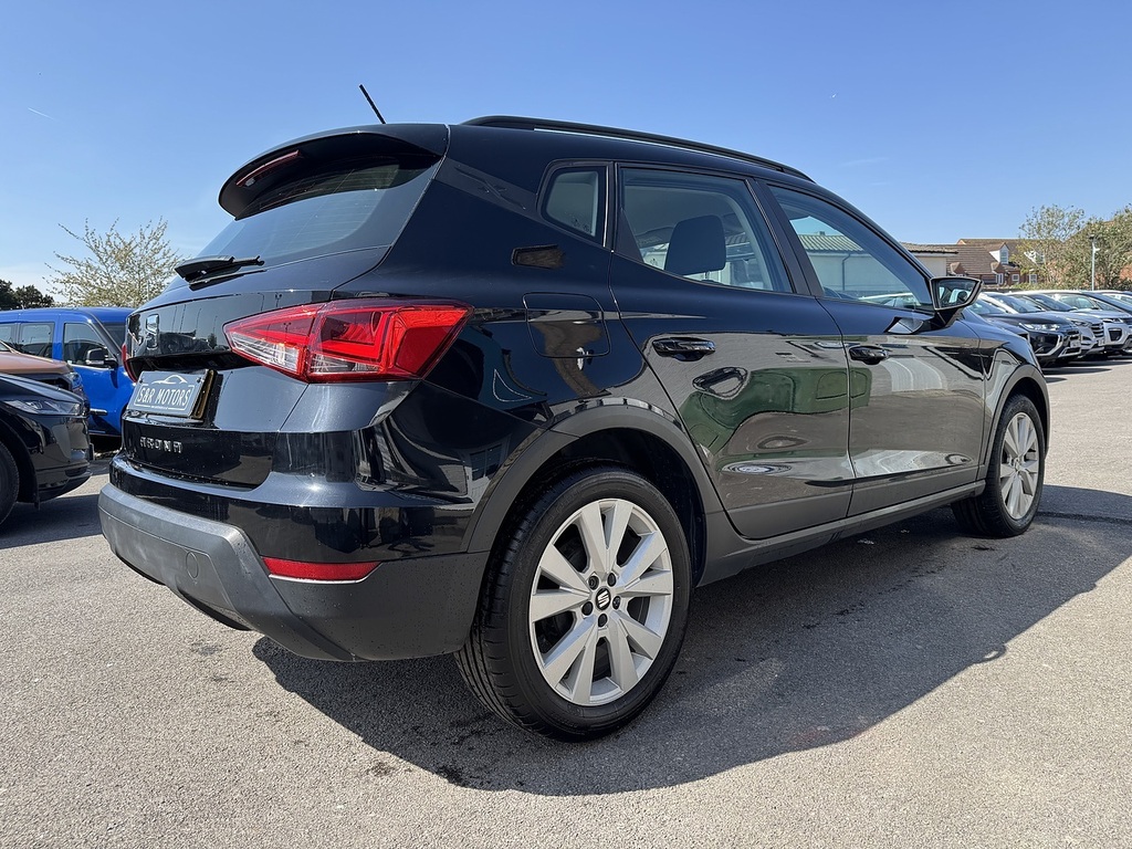 Seat Arona Tdi Se Black #4