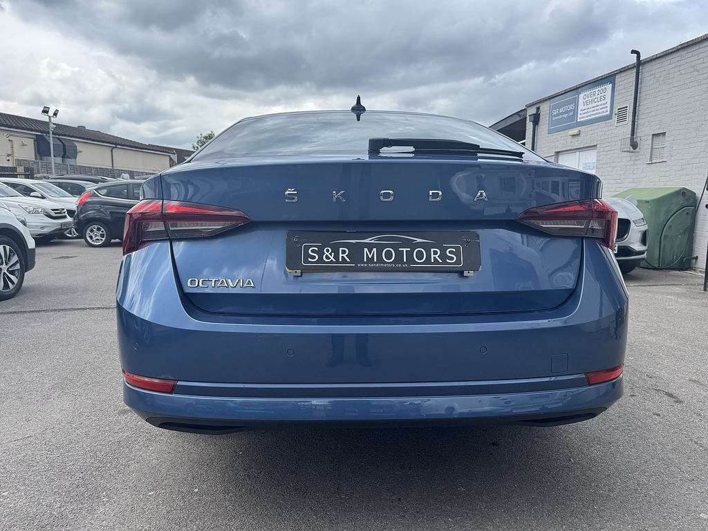 Skoda Octavia Tdi Se Technology Blue #5