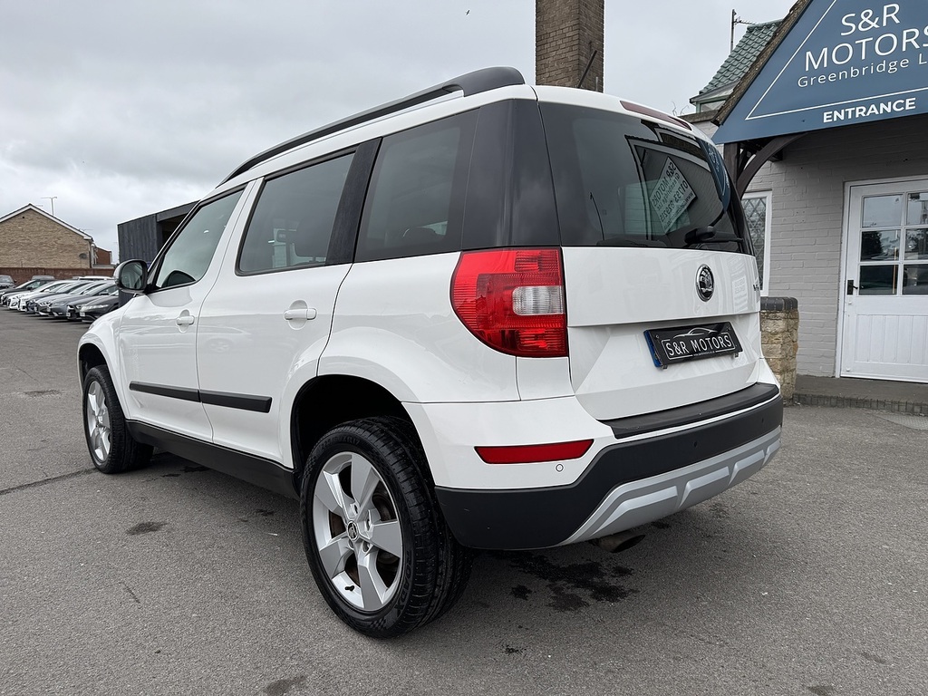 Skoda Yeti Tsi Se White #6