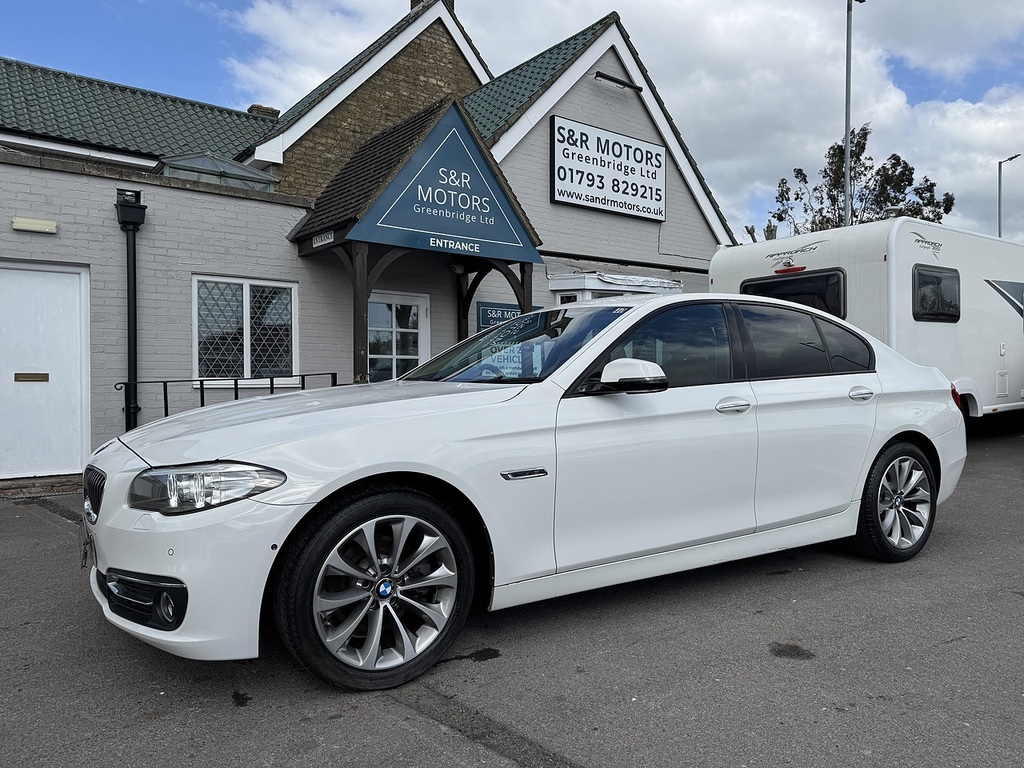 BMW 5 Series 520D Luxury White