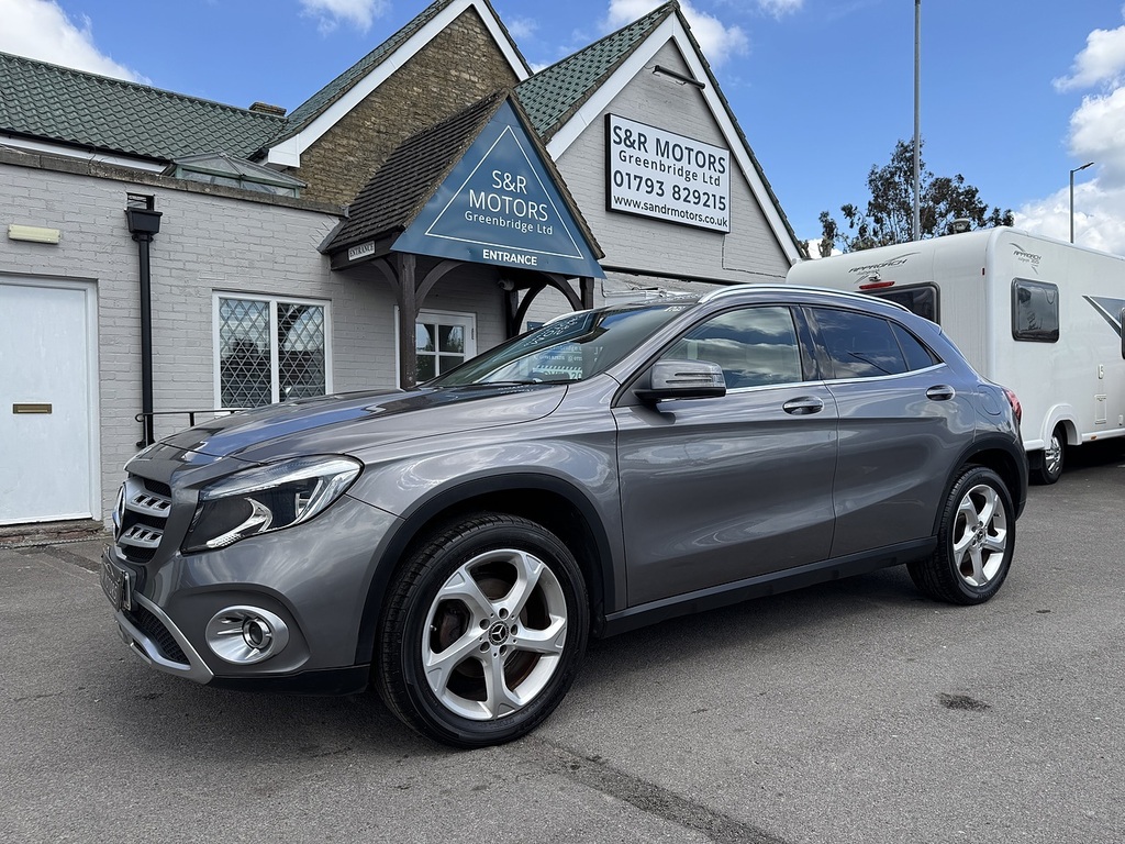 Mercedes-Benz GLA Class Gla200 Sport Grey