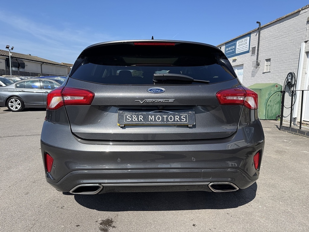 Ford Focus Ecoblue Vignale EO69OFS Grey #5