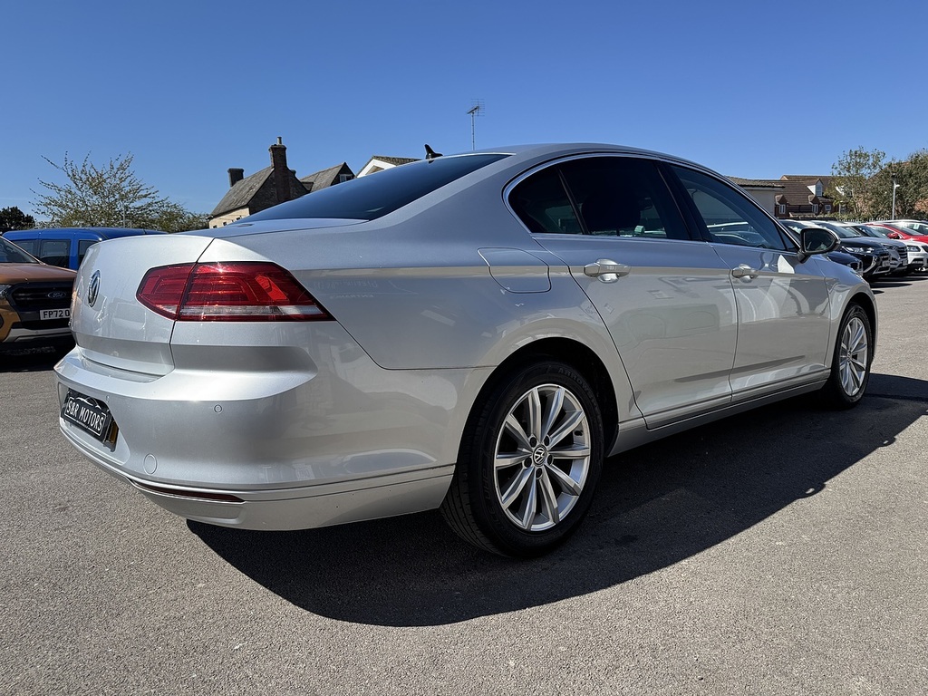 Volkswagen Passat Tdi Se Business GK18BYG Silver #6
