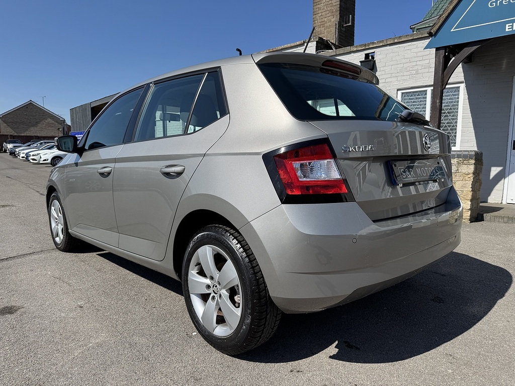 Skoda Fabia Tsi Se Beige #5