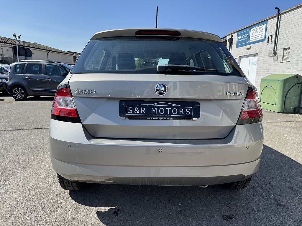Skoda Fabia Tsi Se Beige #4