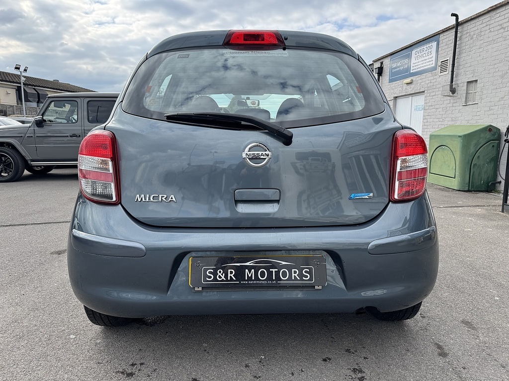 Nissan Micra Acenta Green #5