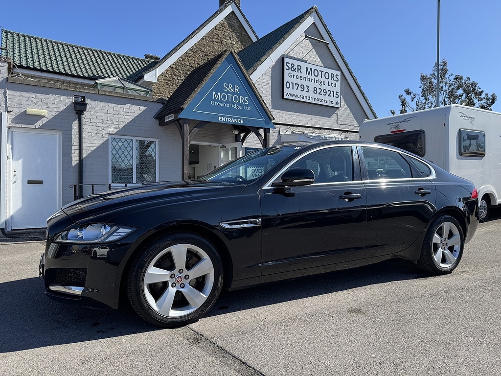 Jaguar XF D Portfolio OW66ATU Black #2