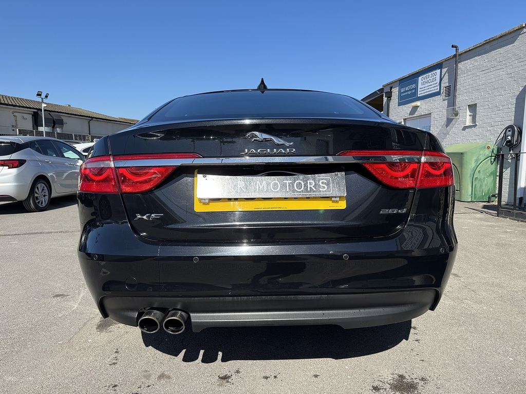 Jaguar XF D Portfolio OW66ATU Black #4