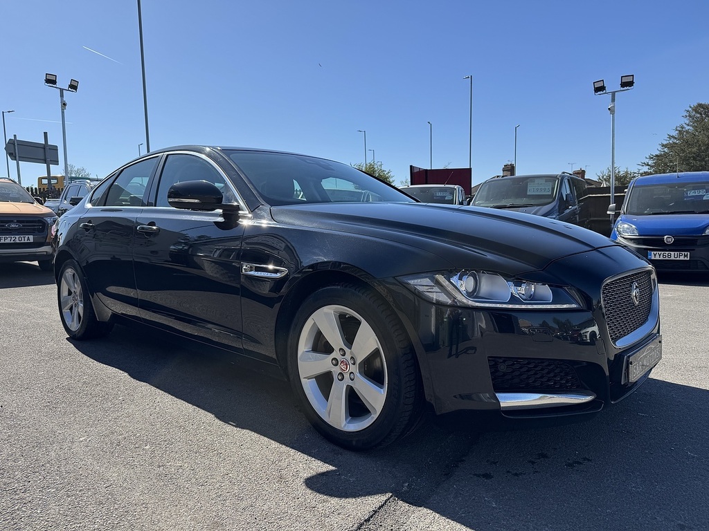 Jaguar XF D Portfolio OW66ATU Black #6