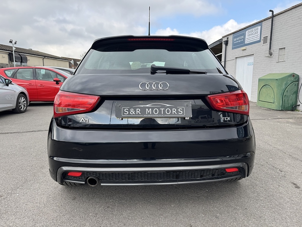 Audi A1 Tdi S Line YB63GXT Black #5