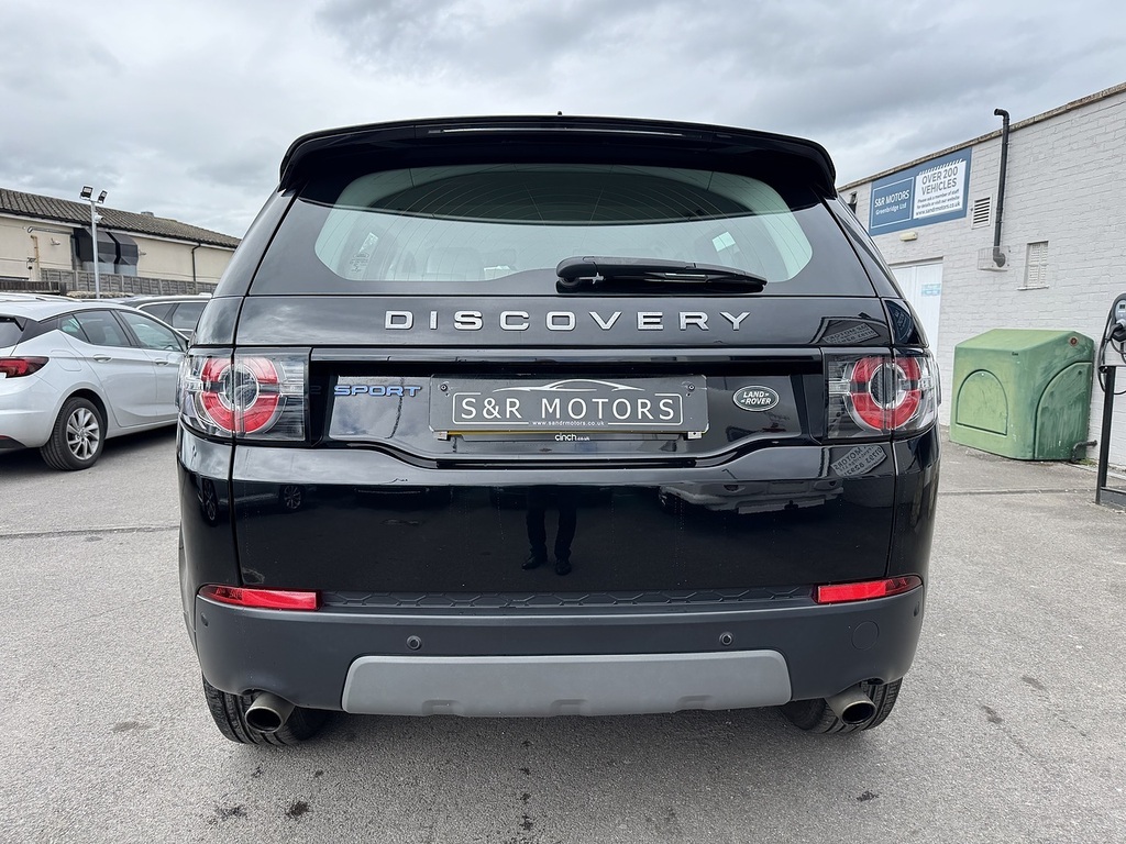 Land Rover Discovery Sport Ed4 Se Tech GF67HFA Black #5