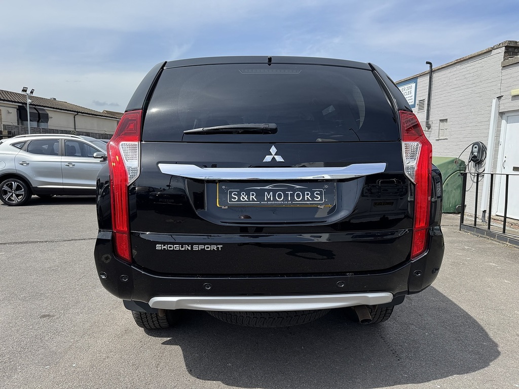 Mitsubishi Shogun Sport D 4 Black #5