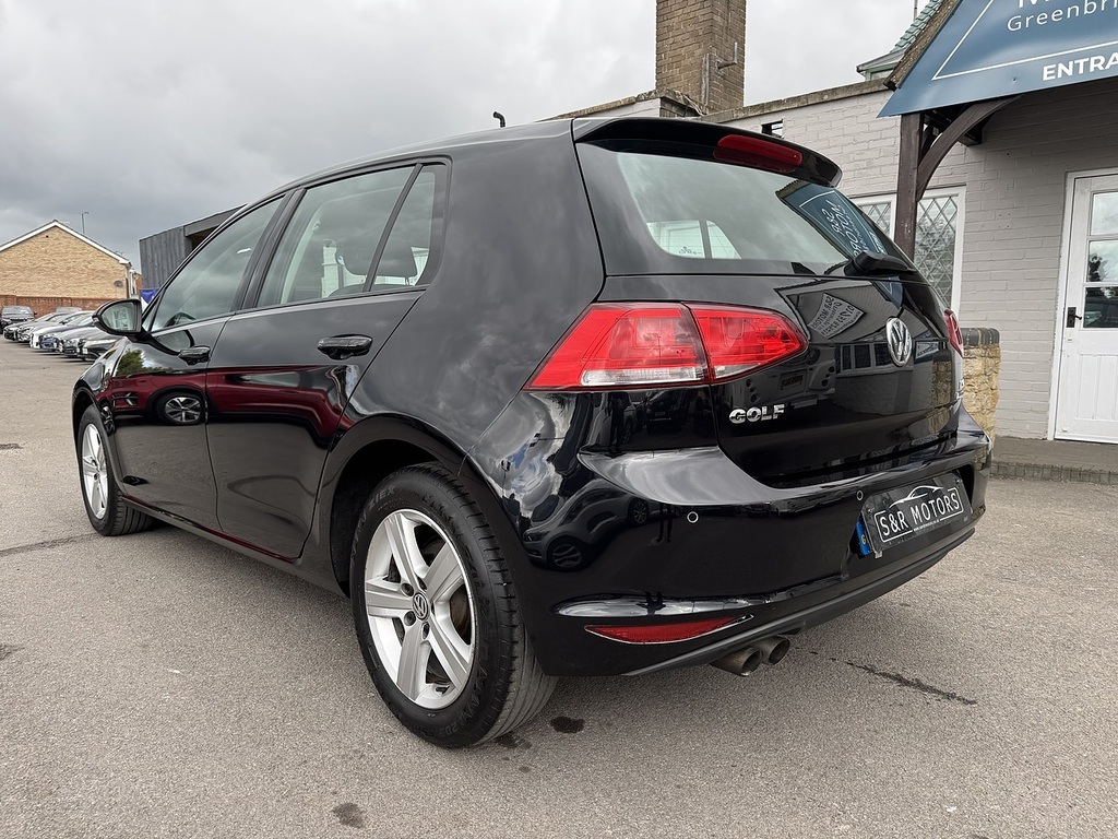 Volkswagen Golf Tsi Bluemotion Tech Match Edition KN66HNP Black #6