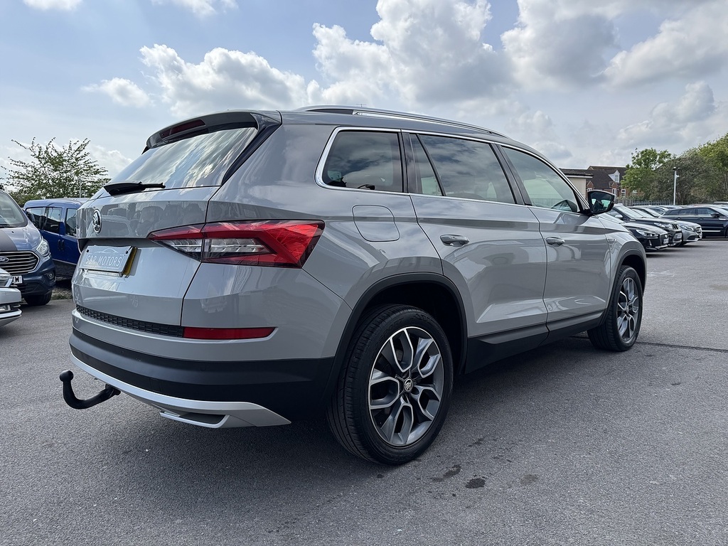 Skoda Kodiaq Tdi Scout LL68FVE Grey #4