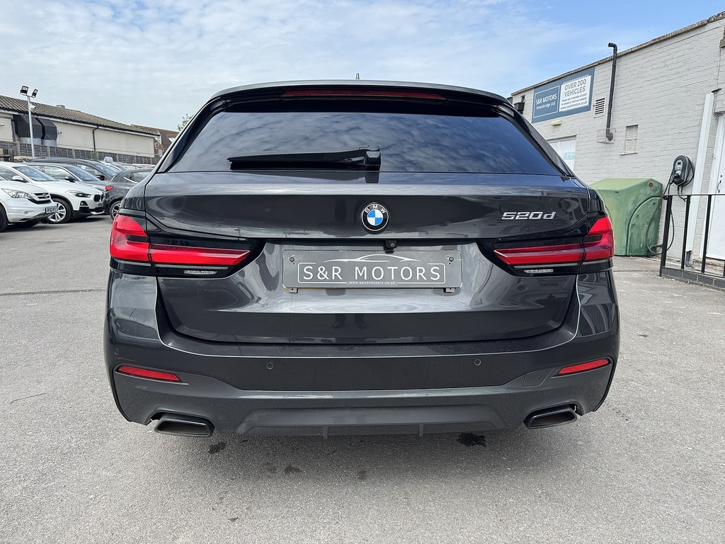 BMW 5 Series 520D Mht M Sport LM21SXB Grey #5
