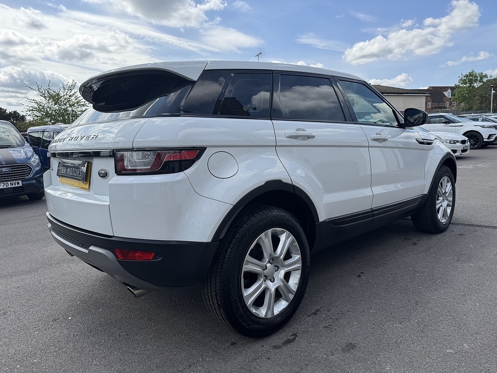 Land Rover Range Rover Evoque Td4 Se Tech White #4