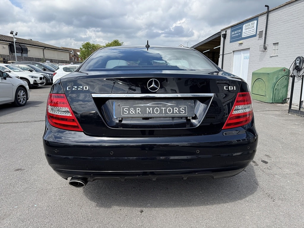 Mercedes-Benz C Class C220 Cdi Executive Se FL64PJX Black #5
