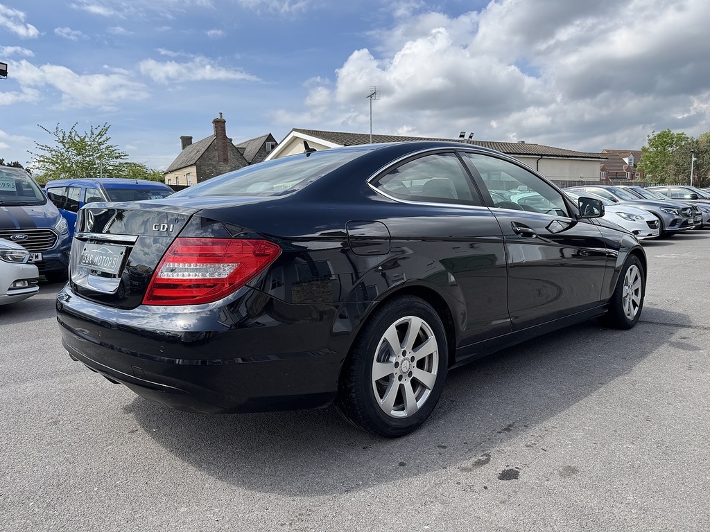 Mercedes-Benz C Class C220 Cdi Executive Se FL64PJX Black #4