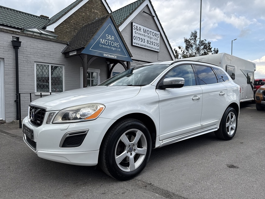 Volvo XC60 D3 R-design SD12KXY White #3