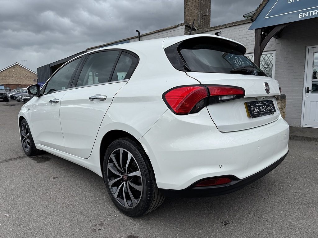 Fiat Tipo Mpi Lounge WR17MMJ White #6