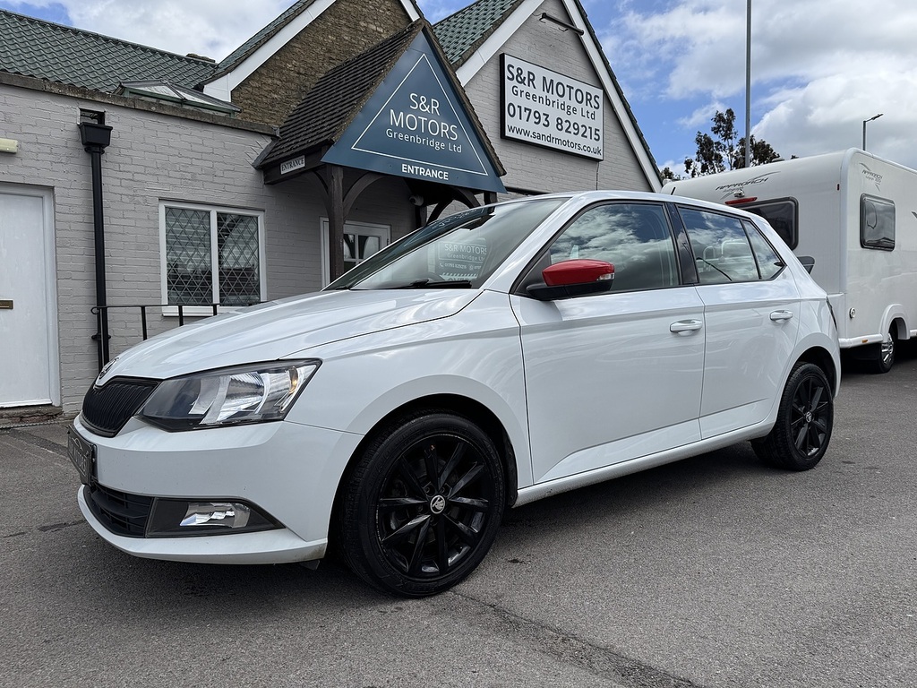 Skoda Fabia Tsi Redline White