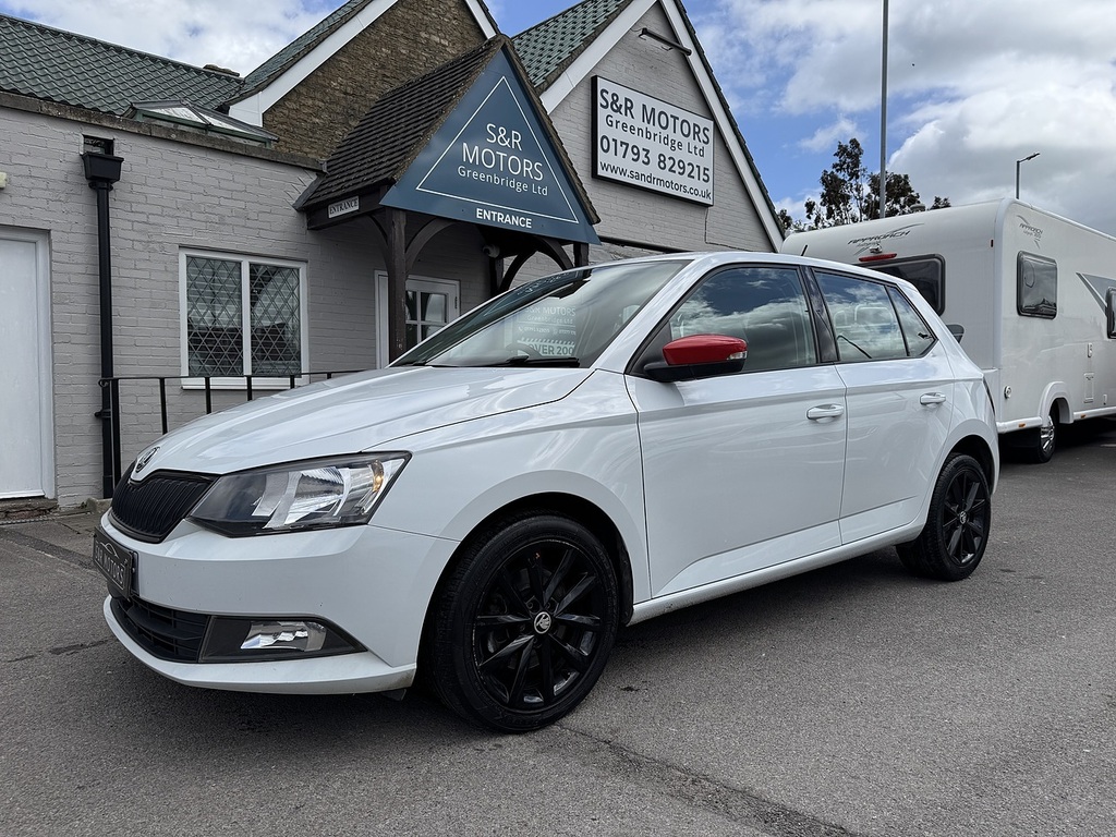 Skoda Fabia Tsi Redline YY67WWT White #3