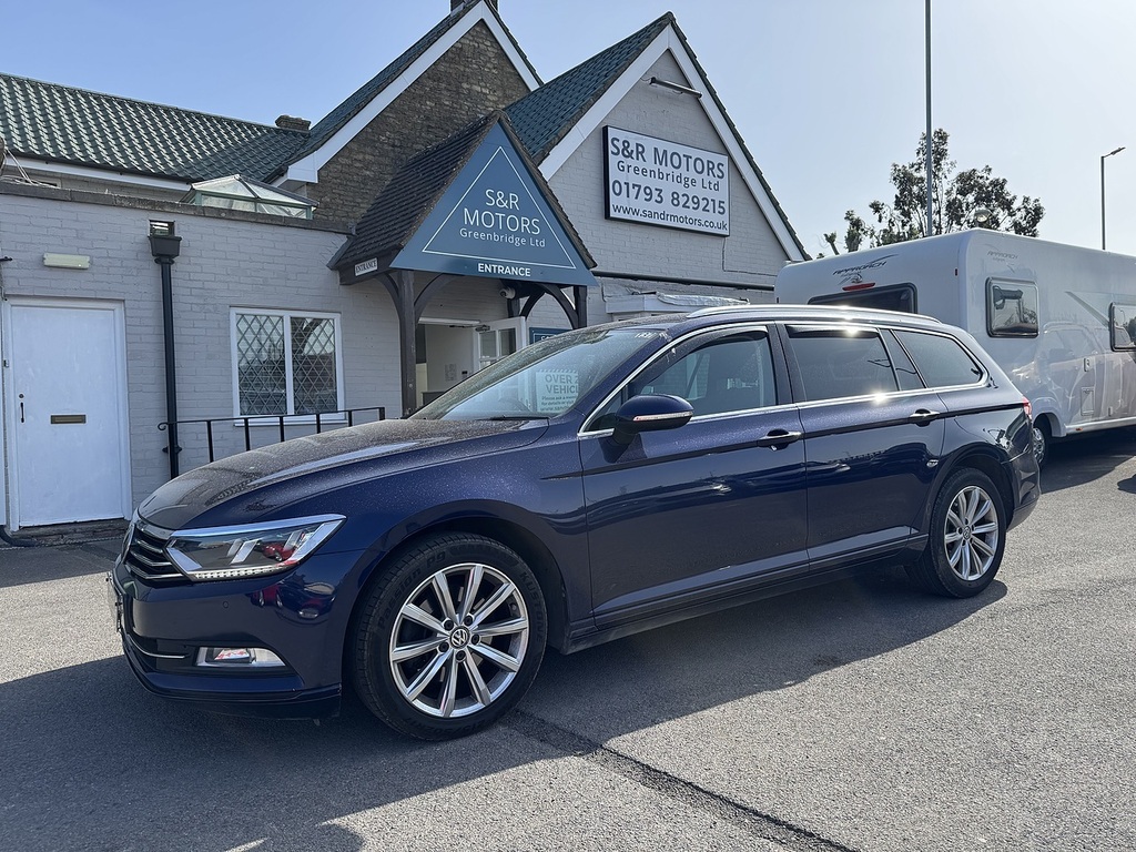 Volkswagen Passat Tdi Se Business VK19WHJ Blue #2