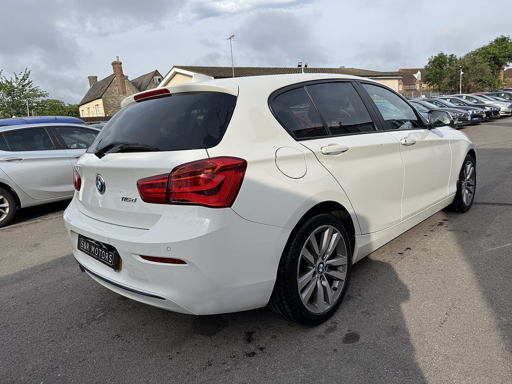 BMW 1 Series 116D Sport KS19ATX White #4
