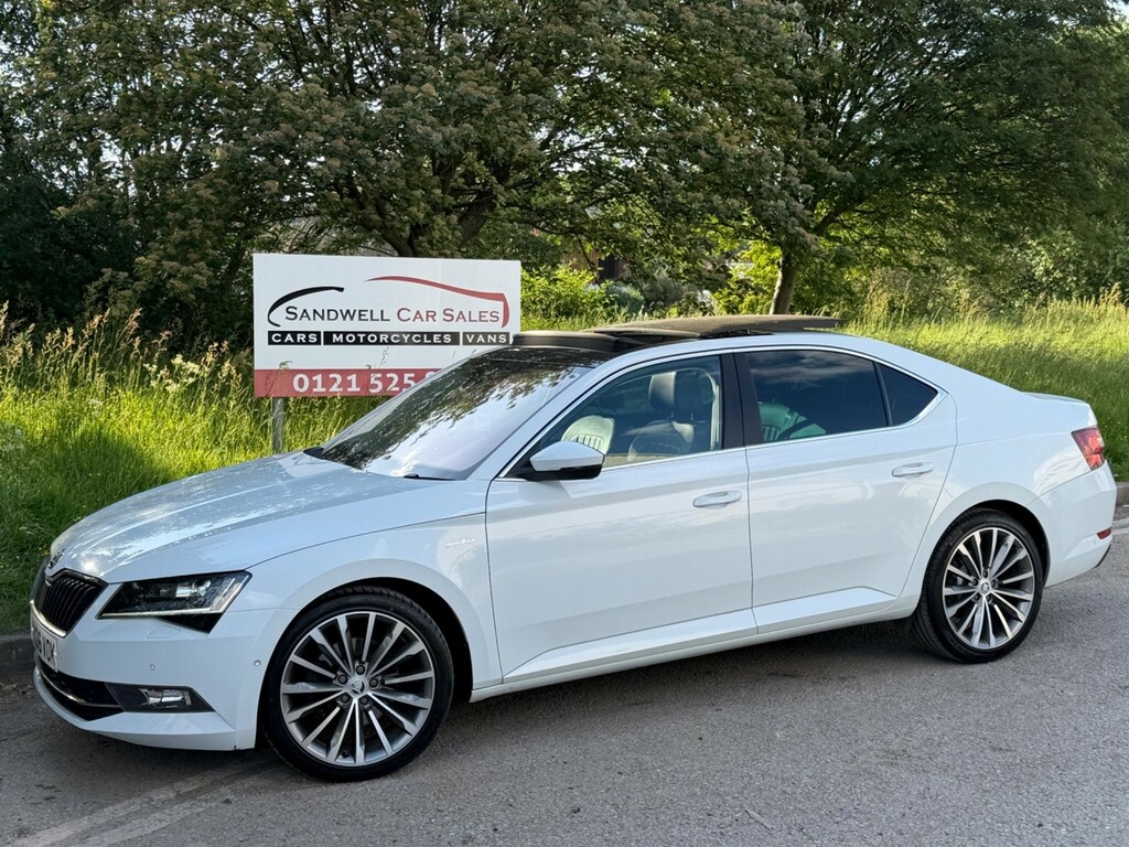 Skoda Superb 2.0 Tdi Laurin Klement Dsg 6Spd 4Wd Euro 6 White