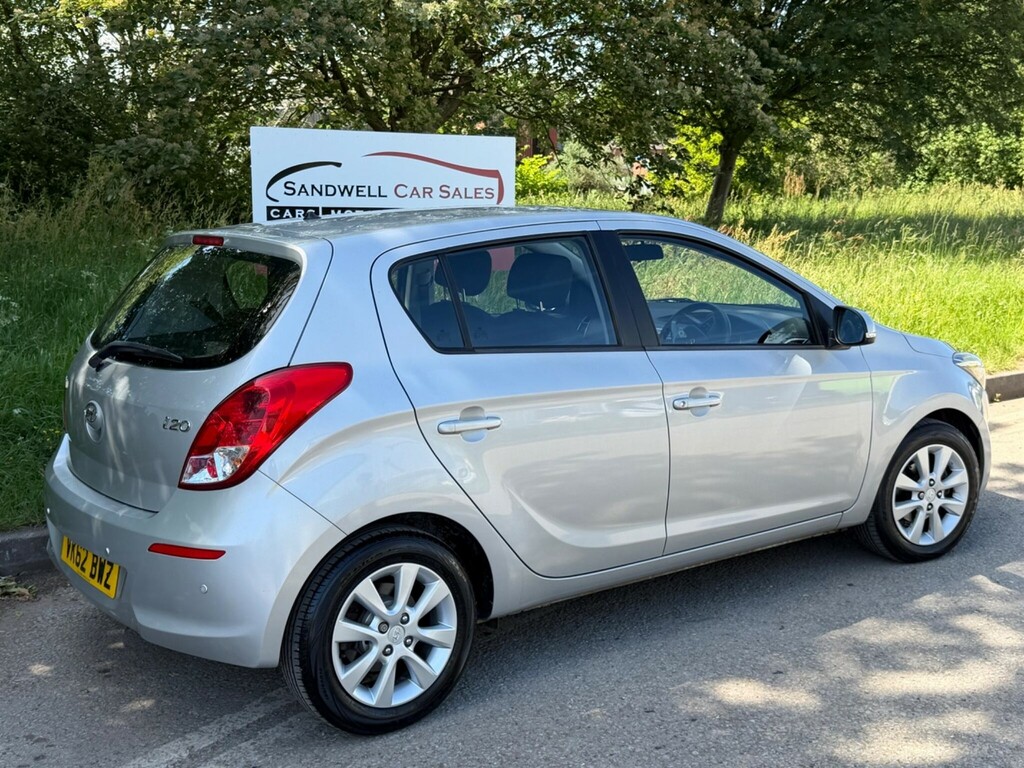Hyundai I20 1.4 Active Euro 5 VK62BWZ Silver #4