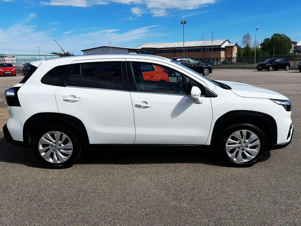 Suzuki SX4 S Cross Motion Red #8