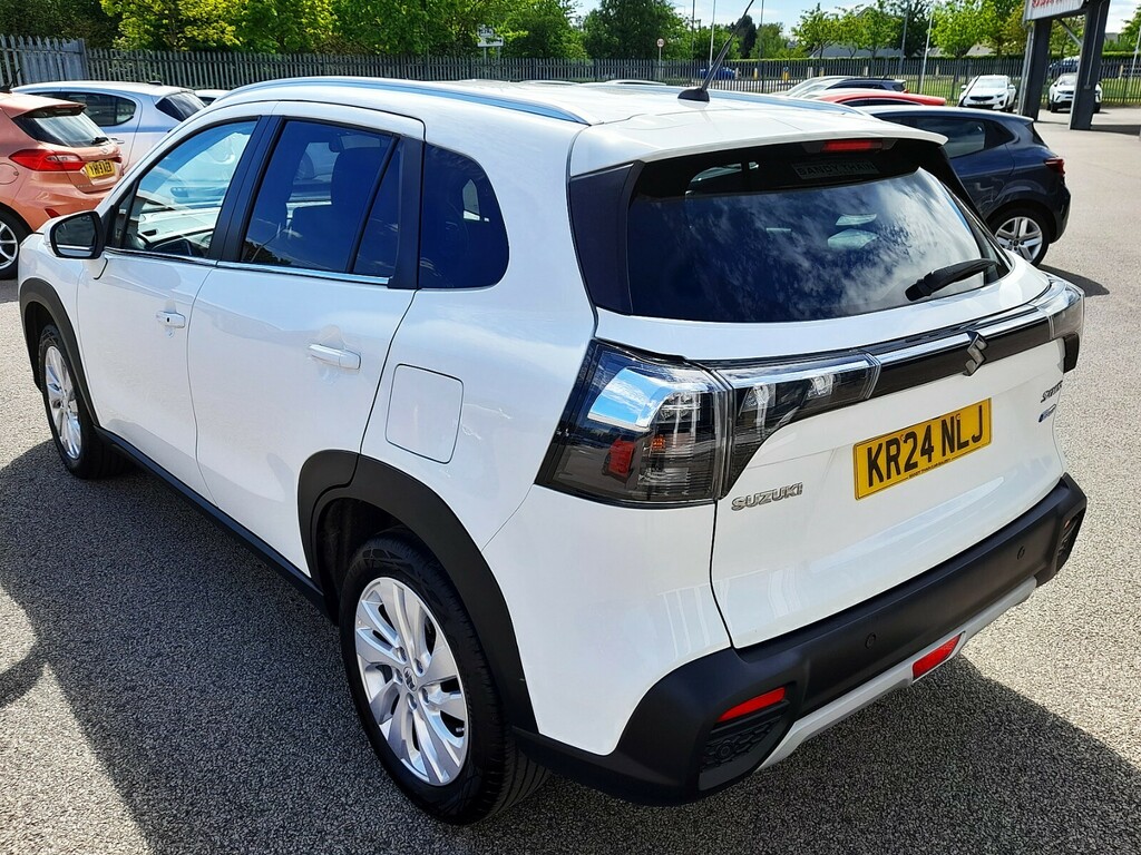 Suzuki SX4 S Cross 1.4 Boosterjet 130 Motion Mild Hybrid 48V 2Wd White #5
