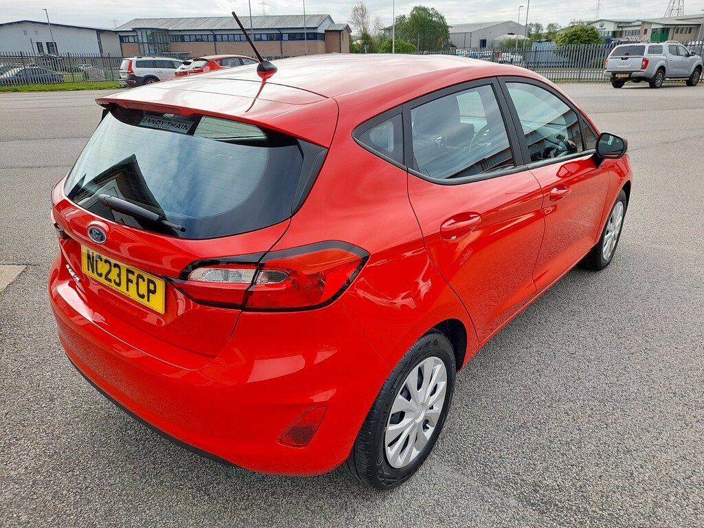 Ford Fiesta 1.1 Trend NC23FCP Red #5