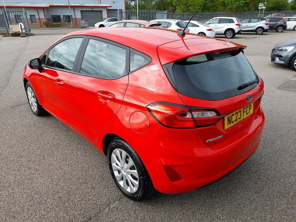 Ford Fiesta 1.1 Trend NC23FCP Red #4