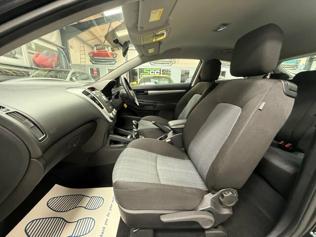 Kia Proceed 1.4 1 Euro 5 Black #4
