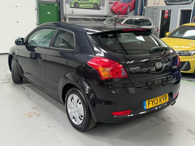 Kia Proceed 1.4 1 Euro 5 Black #6