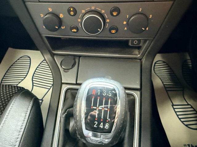 Vauxhall Vectra 1.9 Cdti 16V Exclusiv Silver #21