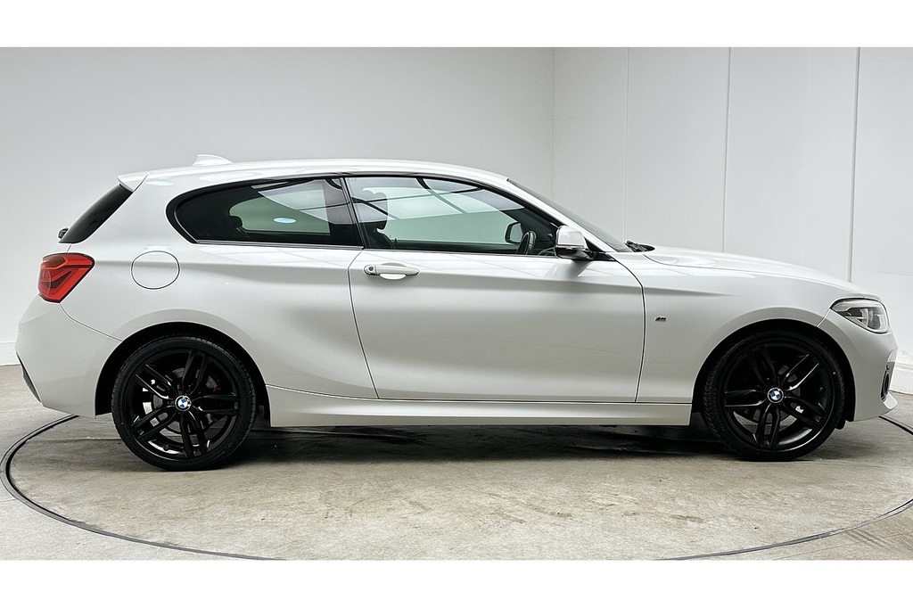 BMW 1 Series 120D M Sport White #4