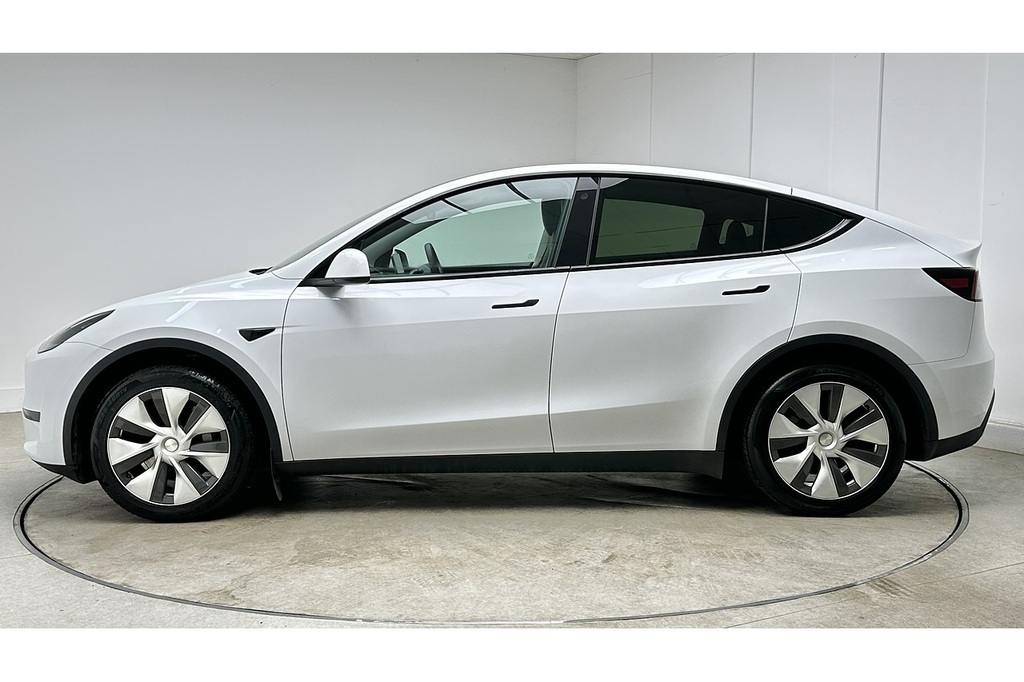Tesla Model Y Suv ML24BWE White #6