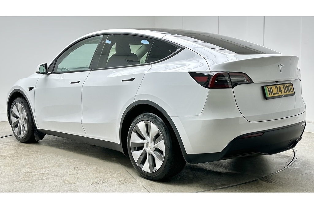 Tesla Model Y Suv ML24BWE White #5