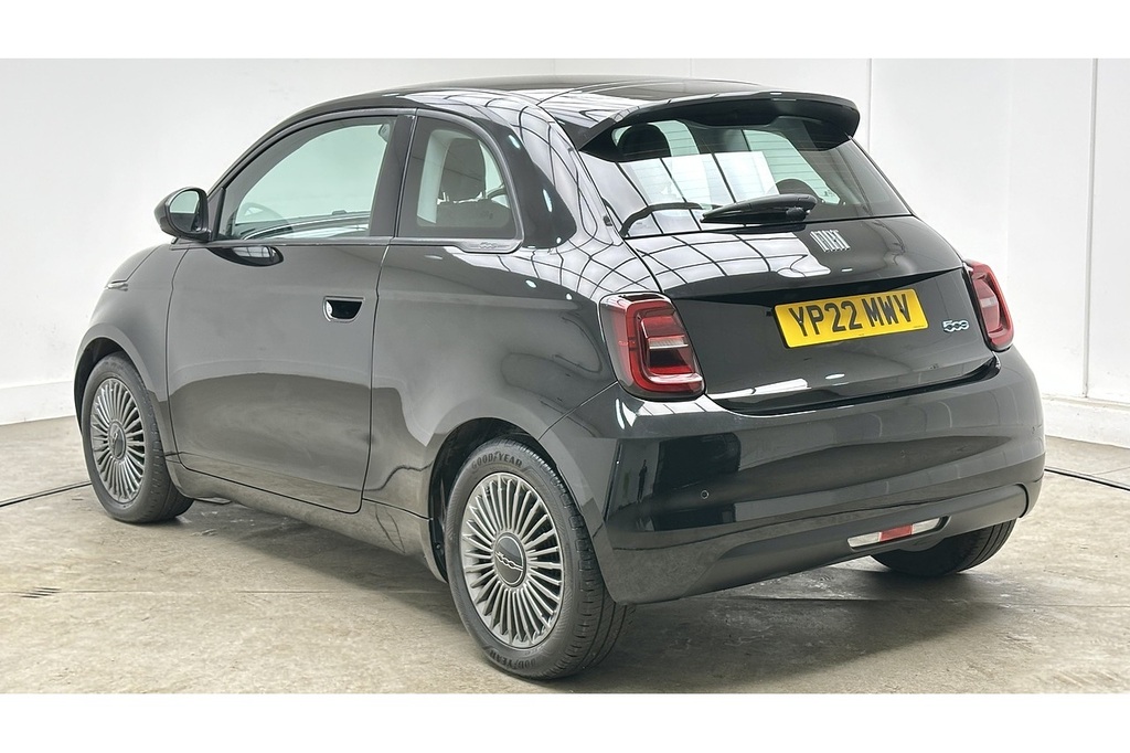 Fiat 500E Icon Black #6