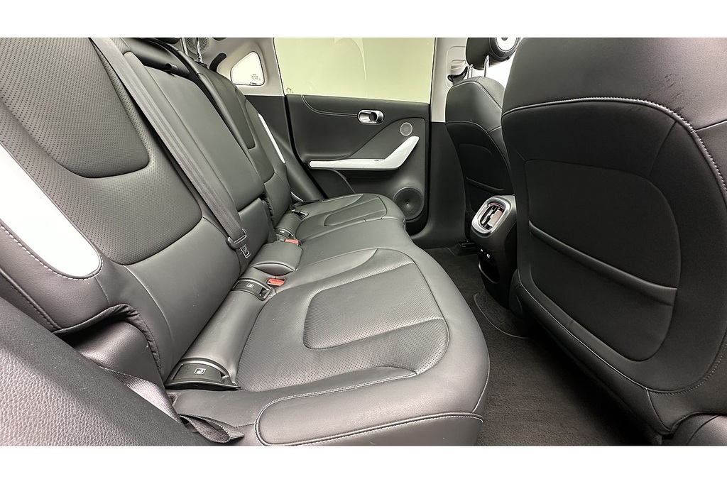 Smart #1 200Kw Premium 66Kwh White #38