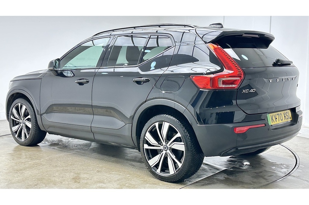 Volvo XC40 P8 First Edition Black #5