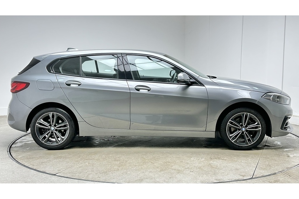 BMW 1 Series 118I Sport LE23DZM Grey #4